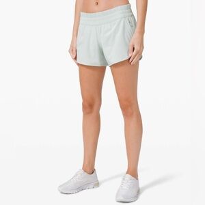 Lululemon Tracker Short V *4"
Island Mist size 6 run gym workout $68 lined
